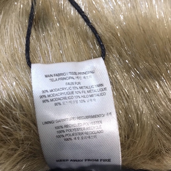 NWT Apparis snowball trapper hat OS - Picture 9 of 10